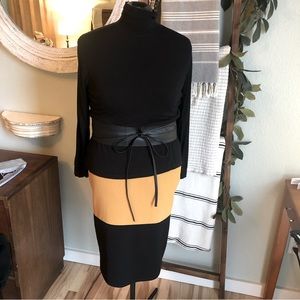 Pencil Skirt, NWOT Color Block Knit, Women’s XL, Black and Mustard.